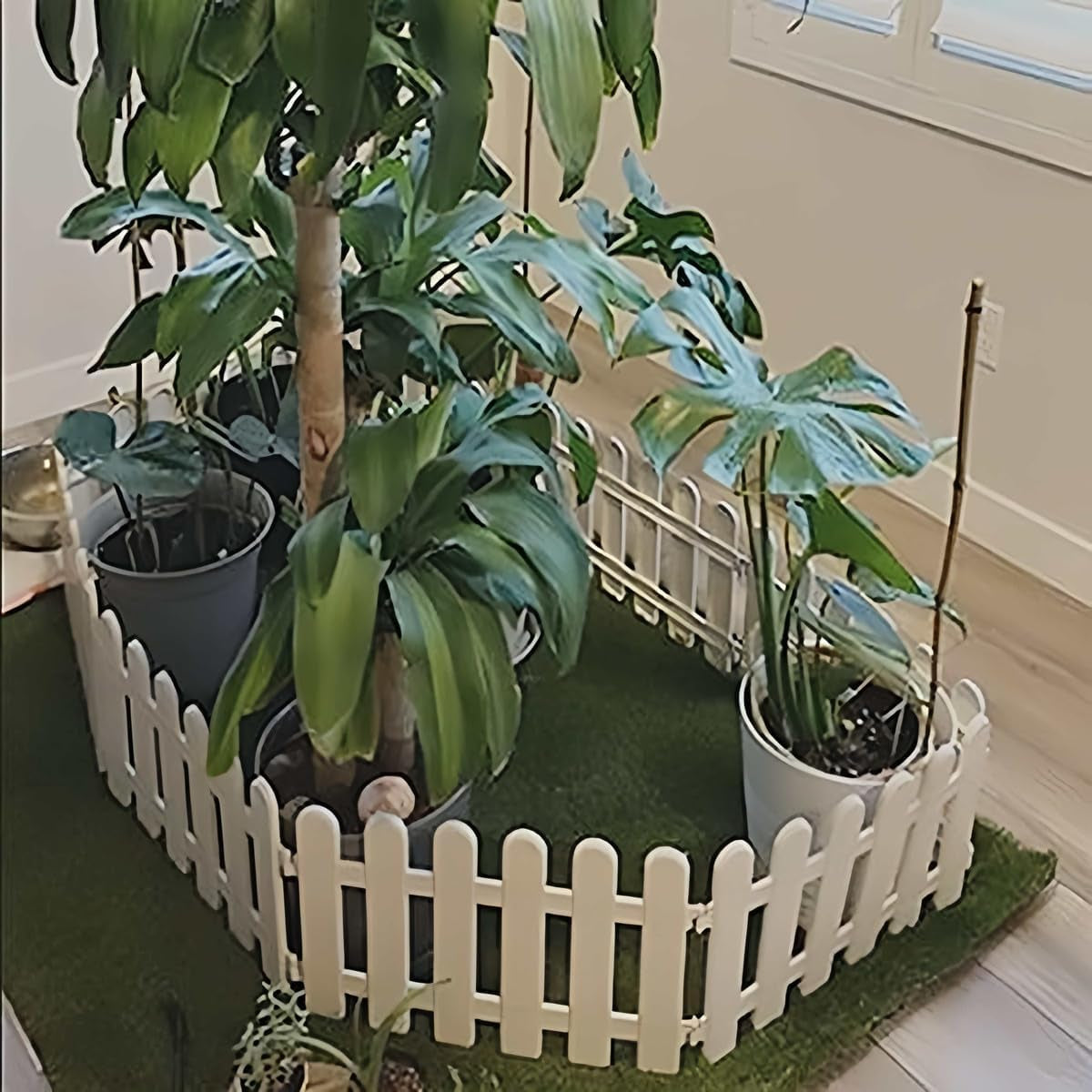 4 Pcs 11.8X19.7Inch White Plastic Picket Fence Christmas Xmas Tree Wedding Party Decoration Indoor Garden Border and Dog Cat Christmas Tree Protector (78.7 Inch in Total)