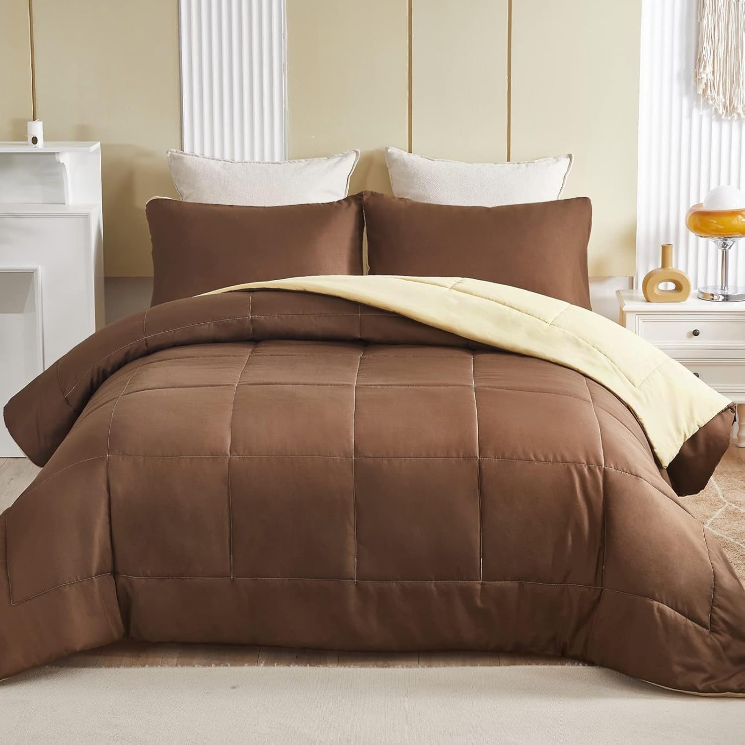 Exclusivo Mezcla Lightweight Reversible Queen Size Comforter Set, down Alternative Comforter with 2 Pillow Sham, Queen Size Bedding Set for All Seasons, Brown/Khaki
