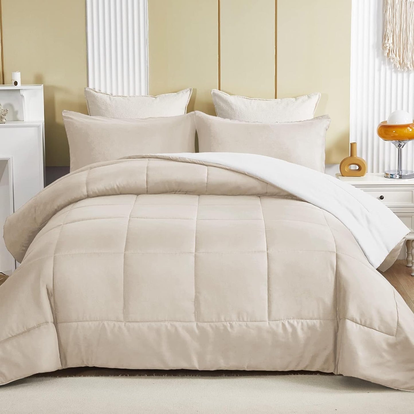 Exclusivo Mezcla Lightweight Reversible Twin Size Comforter Set, down Alternative Comforter with 1 Pillow Sham, Twin Size Bedding Set for All Seasons, Brich Beige/White