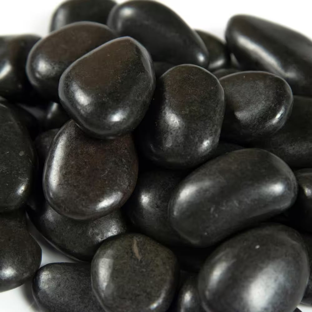 Polished Black 0.25 Cu. Ft. per Bag (0.5 In. ) Bagged Landscape Pebbles (1 Bag/0.25 Cu. Ft)