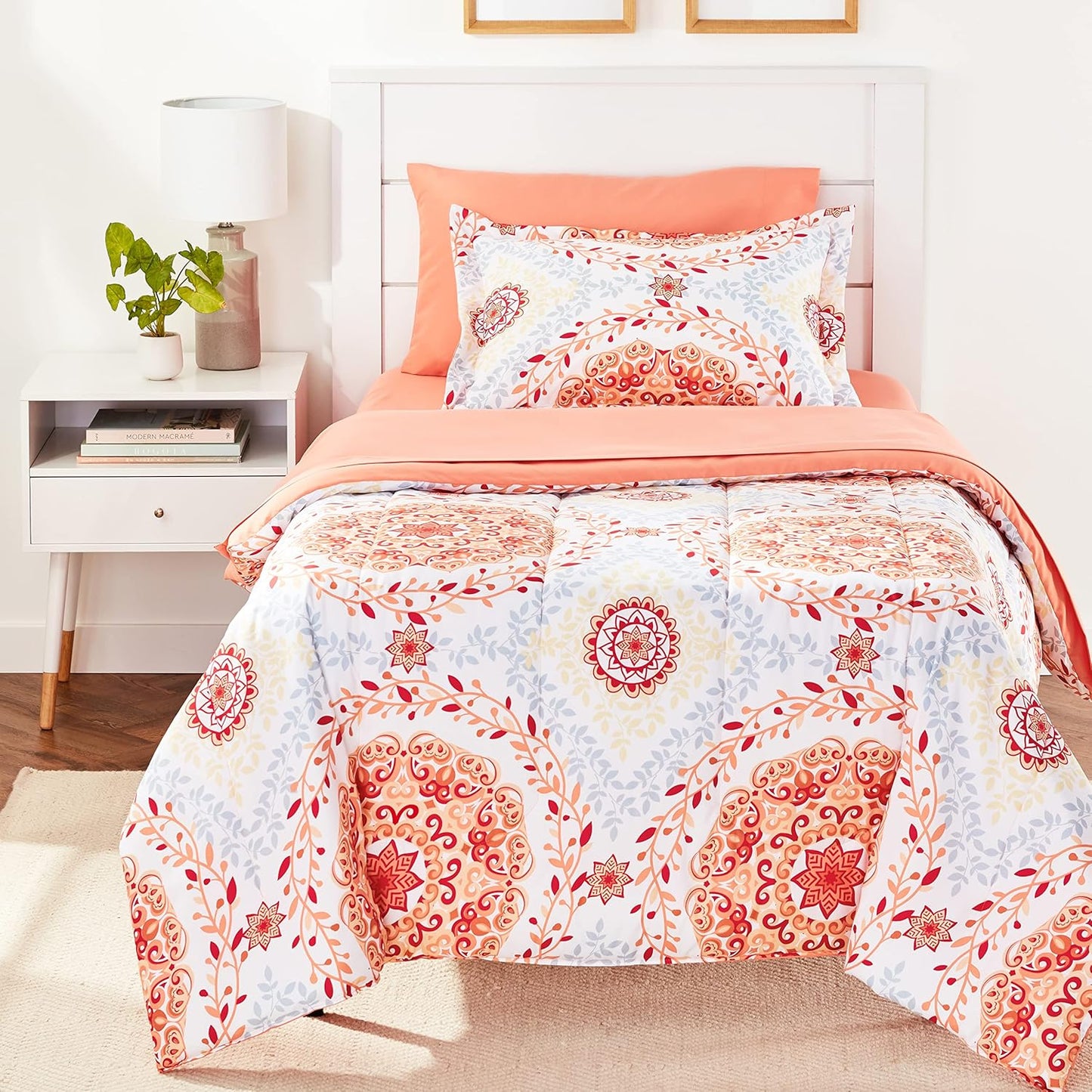 Amazon Basics Twin/Twin XL Lightweight Microfiber Comforter Bedding Set with Printed Sheets, 5-Piece Bed-In-A-Bag, Coral Medallion