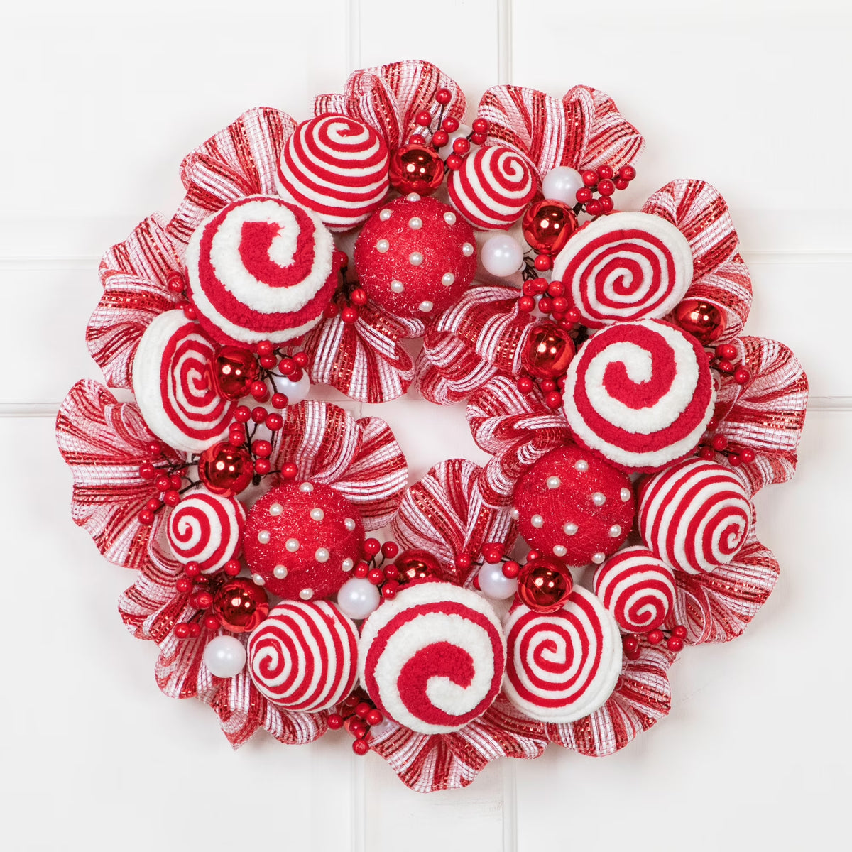 Northlight Peppermint and Berries Small Christmas Wreath - 20" - Unlit