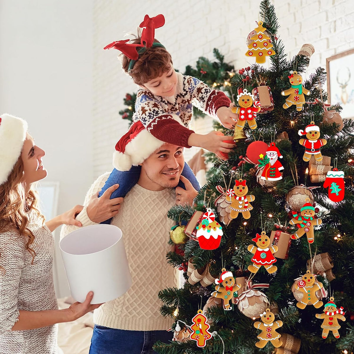 16Pcs Gingerbread Man Ornaments for Christmas Tree, Cute Gingerbread Chritmas Decorations for Xmas Tree Hanging Decor DIY Craft Party Supplies