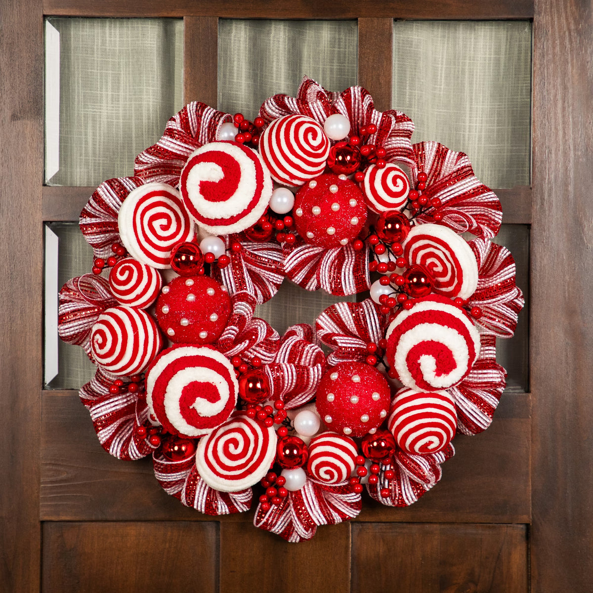 Northlight Peppermint and Berries Small Christmas Wreath - 20" - Unlit