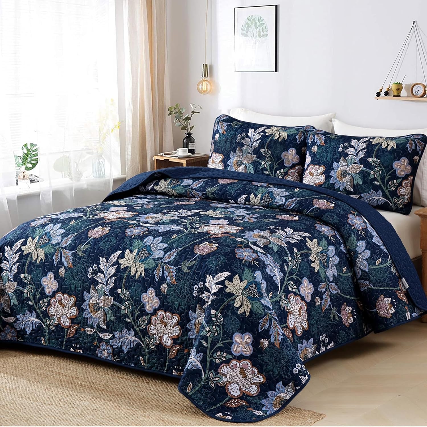 WONGS BEDDING Quilt Set Queen Size, Navy Blue Botanical Queen Bedspread Bedding Sets, 3 Pieces Floral Quilt with 2 Pillowcases,Soft Lightweight Microfiber Coverlet Set for All Season(96"X90")