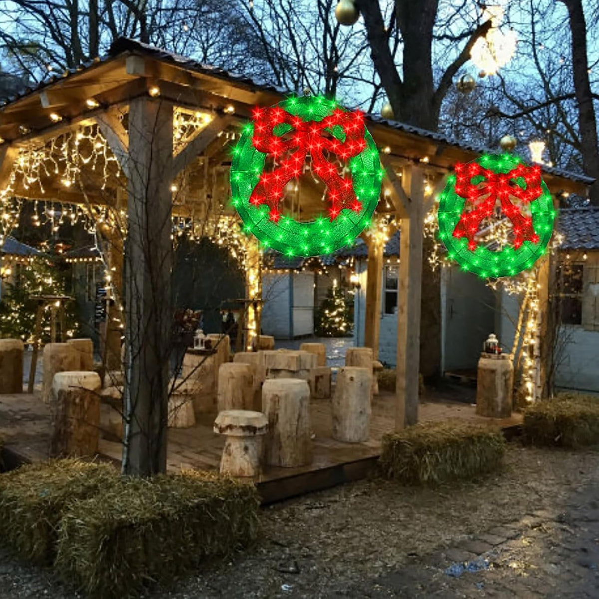 36 Inch Pre-Lit Outdoor Christmas Wreath with Bow, Red Bow - Green Wreath