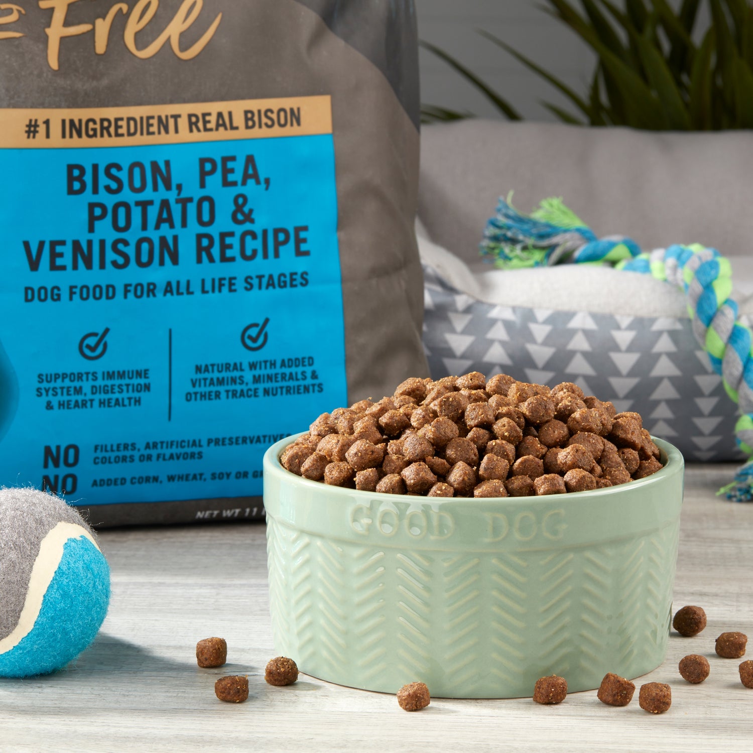 Pure Balance Wild & Free Bison, Pea, Potato & Venison Recipe Dry Dog Food, Grain Free, 11 Lbs